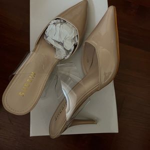 Beautiful Mules Heels !! Brand New